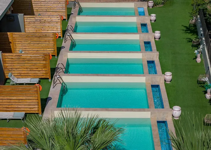 منزل ريفي M&b Luxury *