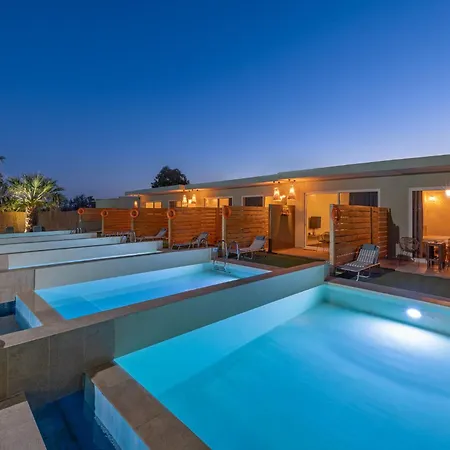 M&b Luxury Casa rural Charaki